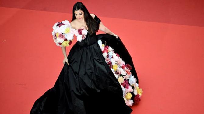Cannes Day 2: Aishwarya Rai, Hina Khan, Pooja Hegde