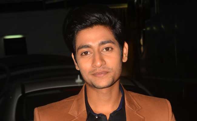 akash thosar