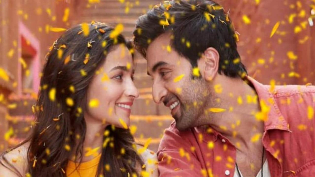 Ranbir Kapoor Supports Alia Bhatt, Ensures The Baby Won’t Affect Her Career