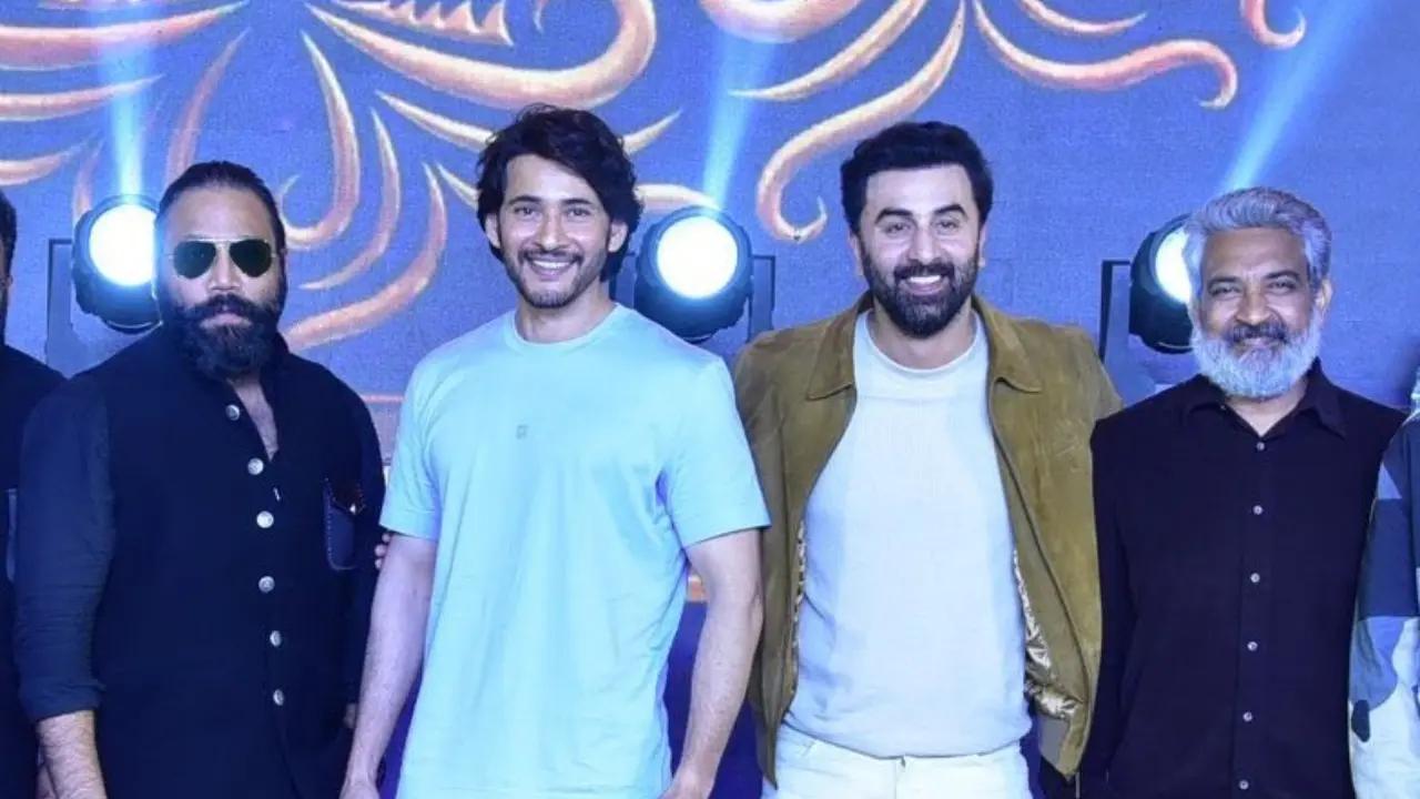 Picture perfect frame- Sandeep Reddy Vanga, Mahesh Babu, Ranbir Kapoor and SS Rajamouli pose together on the stage