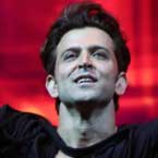 Hrithik congratulates Akshay despite Mohenjo Daro-Rustom clash