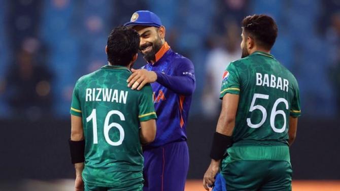 Candid Moments from the Ind VS Pak ICC T20 World Cup 2021 Match that won the internet and our hearts