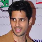Sidharth Malhotra wants to watch `Mohenjo Daro`