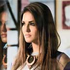 Sunny Leone kisses husband on camera