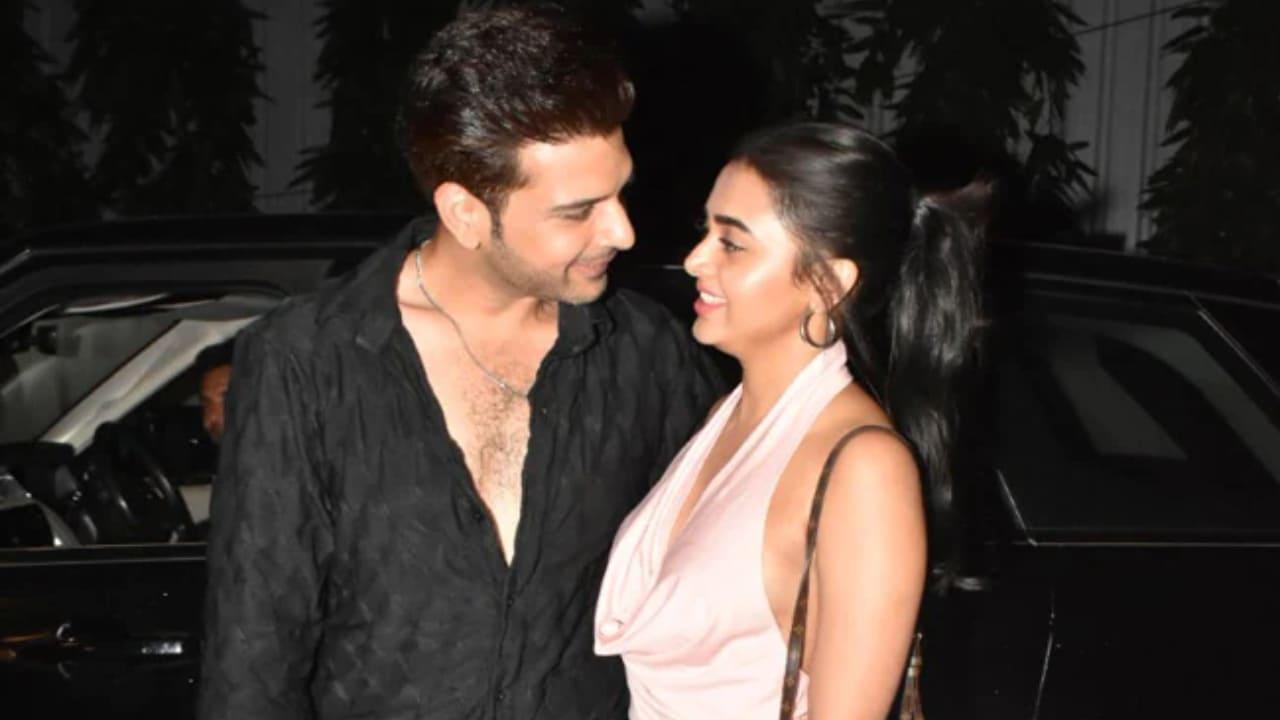 Tejasswi Prakash And Karan Kundrra Captured Sealing A Lip Kiss, The Video Went Viral