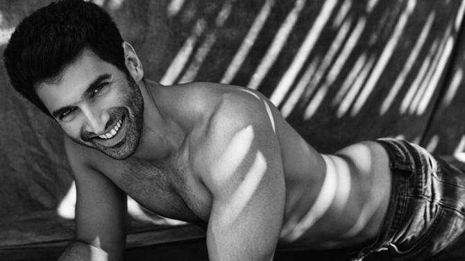 5 Thirst Trap Shirtless Pictures Of Aditya Roy Kapur That Proves He Is The Fittest Actor In Bollywood