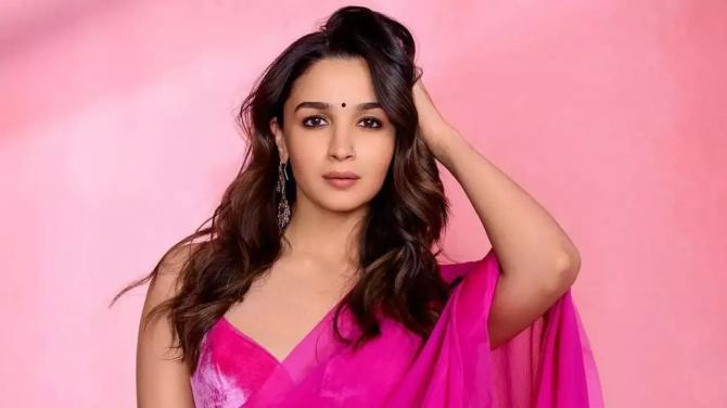 Instagram Reels: Deepika Padukone To Alia Bhatt, 5 Bollywood Actors Who Are Acing The Insta Game