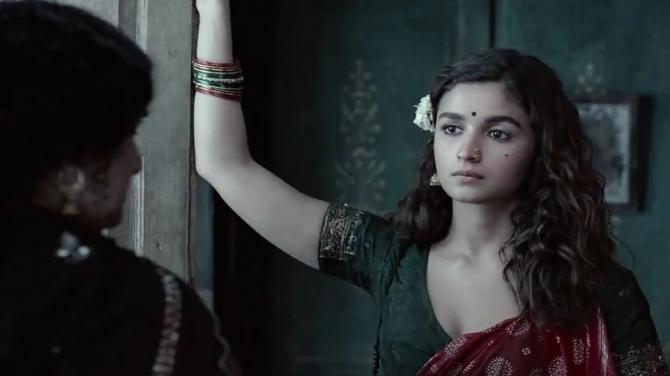 Alia Bhatt In Gangubai To Kareena Kapoor In Chameli, 5 Actresses Who Played And Aced The Role Of A Sex Worker