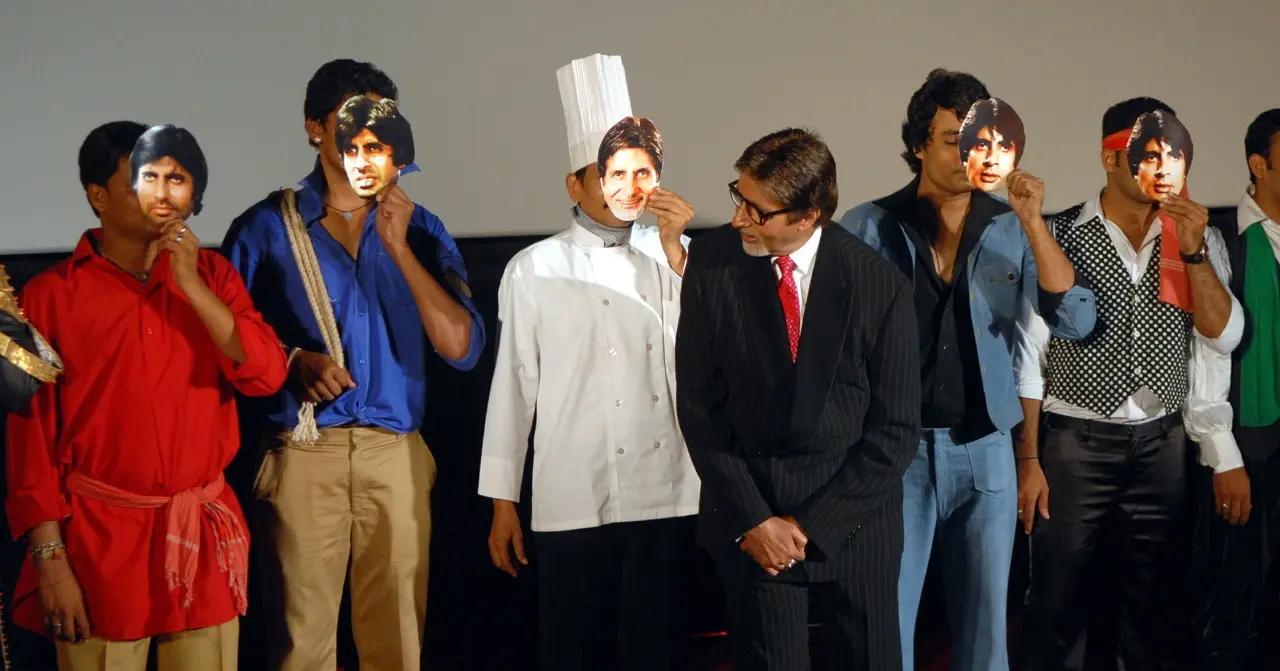 Mr. Bachchan enjoys interacting with his fans and has a ritual of waving and greeting fans every Sunday outside his house in Juhu. While it came to a standstill during the pandemic, here`s a throwback picture of the actor interacting with fans wearing a mask of his face at an event