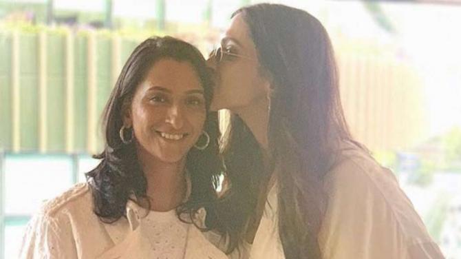 Members From Famous Bollywood Families Who Stayed Away From The Big Screen
