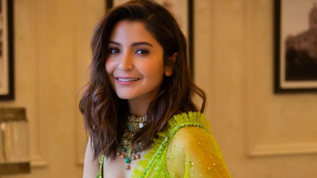 Anushka Sharma Reacts to a Post Saying Armed Forces Are Real Heroes, Not Actors