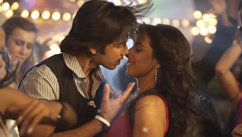 Aye Pappi Kismat Konnection