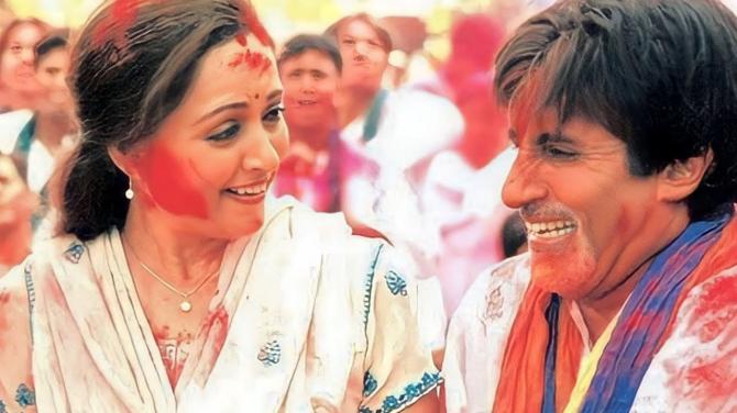 Holi 2025 Special: Top 5 Romantic Bollywood Films Featured Holi