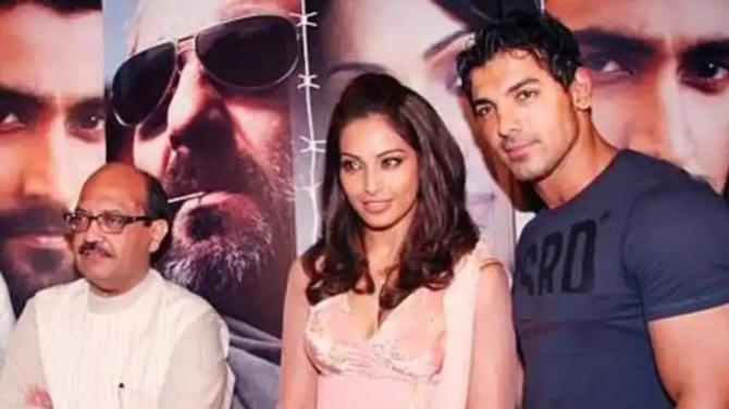 Before Parineeti Chopra And Raghav Chadha, These Bollywood Actresses Were Linked With Indian Politicians