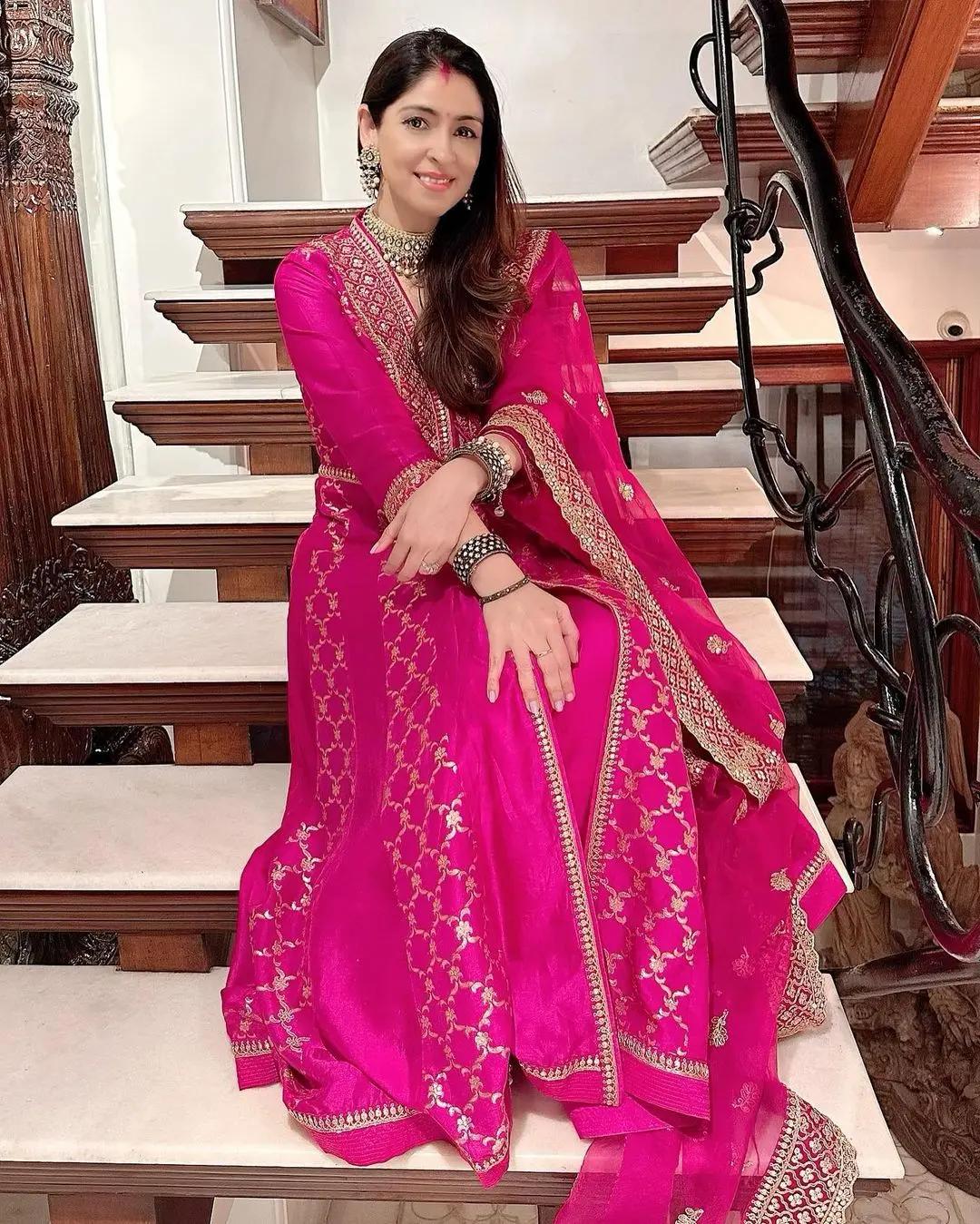 Bhavana teamed her ensemble with statement jewelry