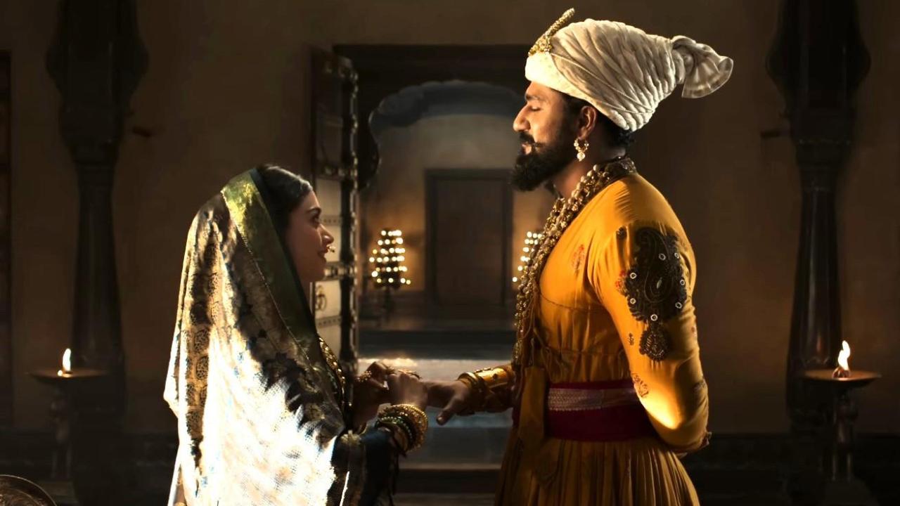 Chhaava Advance Bookings: Vicky Kaushal Starrer Sells 2 Lakh Tickets in 48 Hours