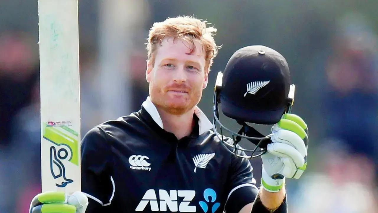 The ICC World Cup 2015 quarter-final match between West Indies and New Zealand was played in Wellington at Wellington Regional Stadium. New Zealand skipper Brendon McCullum won the toss and elected to bat first. Martin Guptill scored a monstrous 237 runs in just 163 deliveries. That day, he smashed the West Indies bowlers for 24 fours and 11 sixes