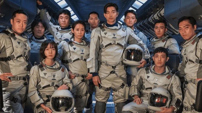 Did Gong Yoo tease Squid Game Season 2 with his first post?