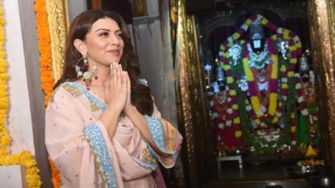 Hansika Motwani Birthday Special: 5 Unknown And Interesting Facts About The Koi Mil Gaya Actress