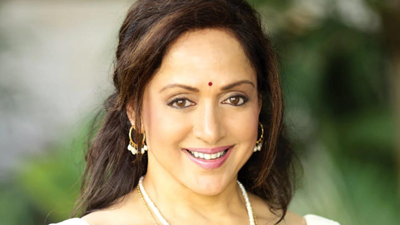 Hema Malini Special: 5 Best Songs Of Bollywood`s Dream Girl That Will Transport You To A Happy Space
