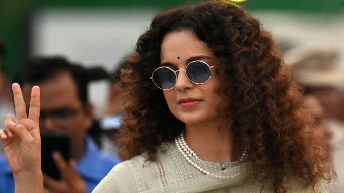 Sonam Kapoor To Akshay Kumar, Bollywood Celebrities Who Will Inspire You To Become Vegan