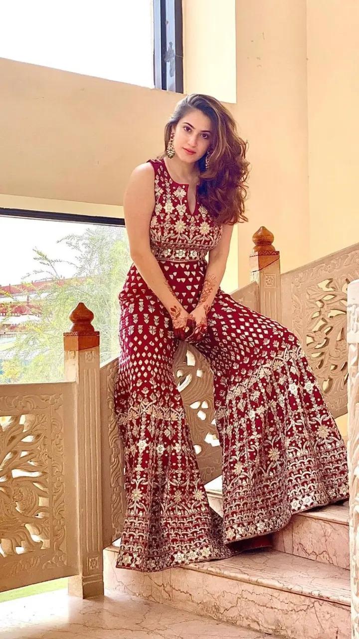 Ditch traditional fits and opt for a modern look like Shivaleeka Oberoi. It is festive, exquisite and comfortable