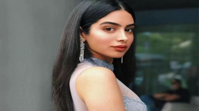 From Khushi Kapoor to Suhana Khan: 5 Star Kids Who Are Making Their Debut Soon!