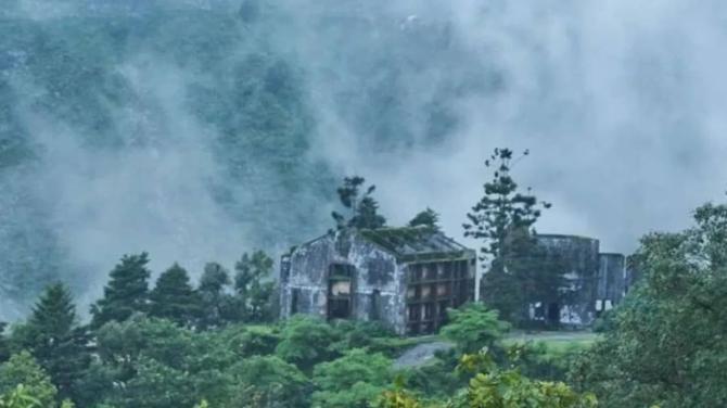 Bhangarh Fort To Auschwitz Concentration Camps, 5 Dark Tourist Places You Can Visit