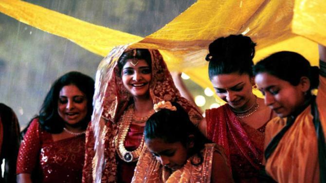 Before SS Rajamouli`s RRR, Here Are 5 Marvelous Indian Movies That Were Nominated For Golden Globes