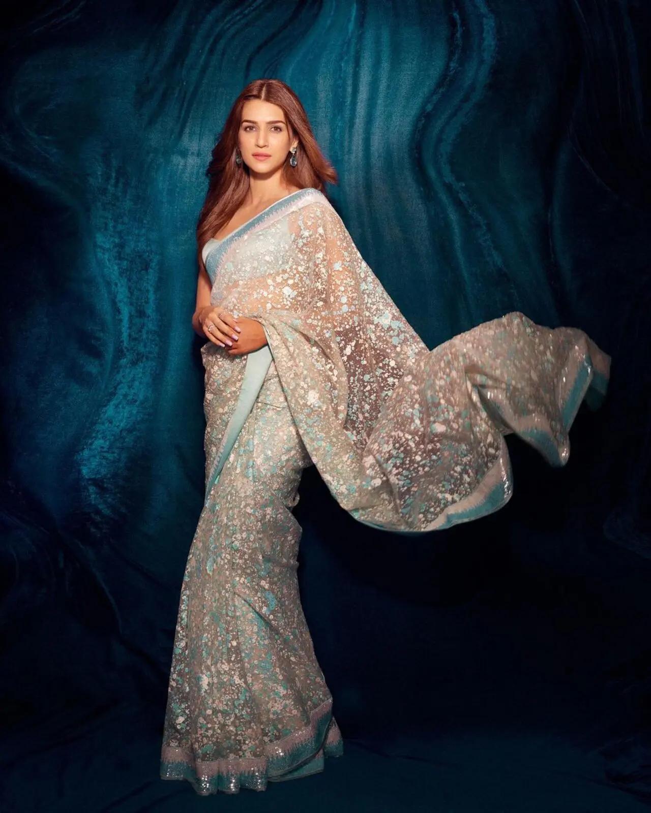 The National Award winner knows how to shine even in a light coloured traditional wear