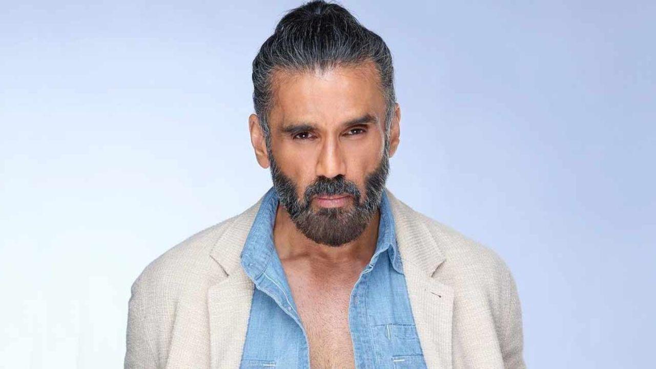 Suniel Shetty sat on the Floor to watch World Cup Matches, this is why
