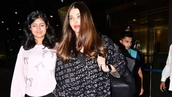 Adorable Moments of Aishwarya Rai & Aaradhya Bachchan That Melt Our Hearts
