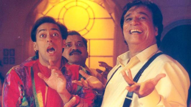 Iconic Roles of Kader Khan: From Comic Genius to Memorable Villain in Bollywood