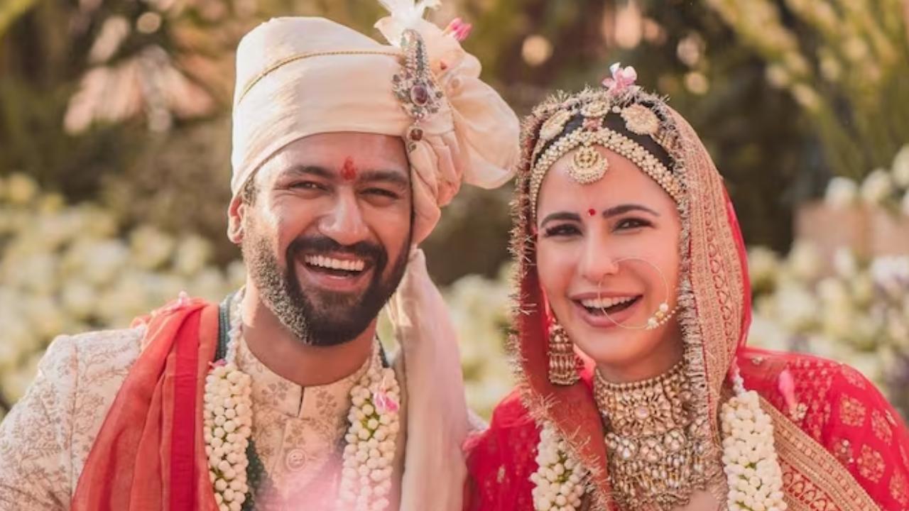 Celebrating Vicky Kaushal`s Birthday: 5 Exclusive Adorable Moments of the Couple