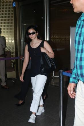 At the airport, Alia Bhatt was observed.