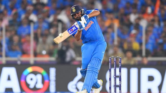 Top 5 Incredible Records By Mumbai`s King Rohit Sharma
