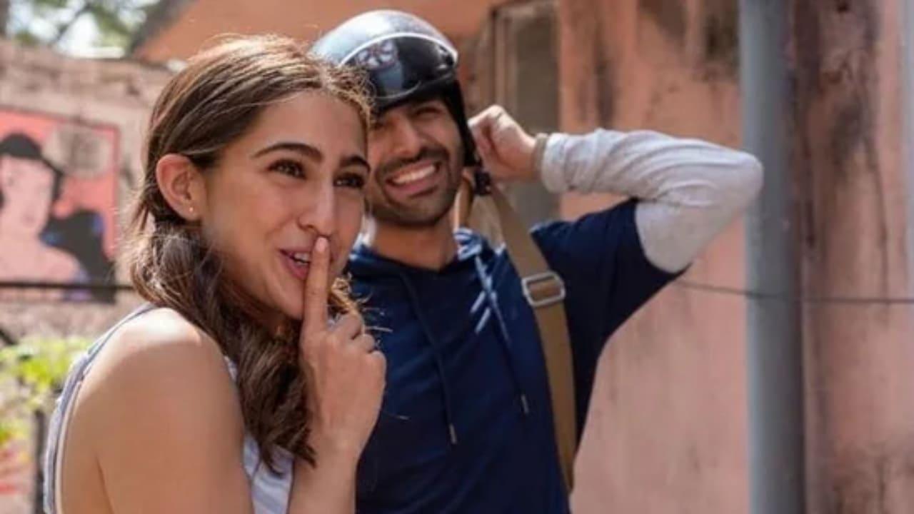Kartik Aaryan Breaks Silence On His Viral Picture With Sara Ali Khan In Udaipur; Here`s What He Said