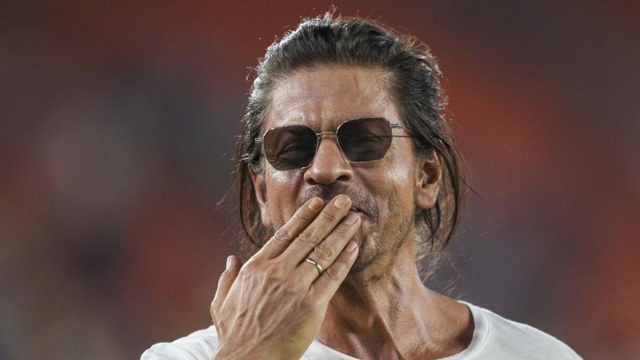 Shah Rukh Khan Receives Death Threats Following Salman Khan’s Case Last Month