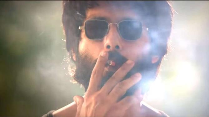 World No Tobacco Day: 5 Bollywood Actors Who Quit Smoking