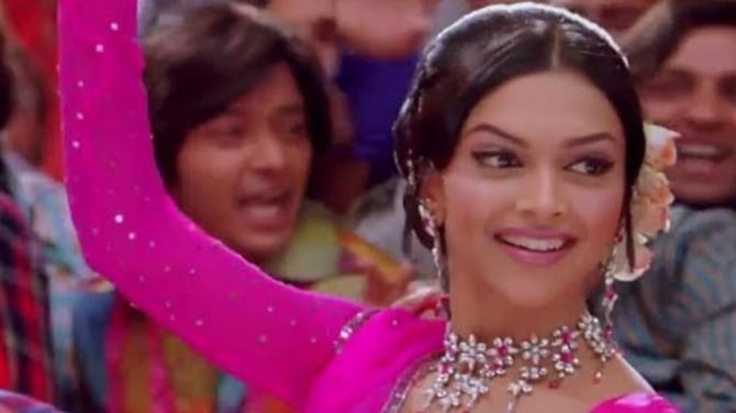 Halloween 2023: 5 Iconic And Spooky Costume Ideas Inspired By Popular Bollywood Characters