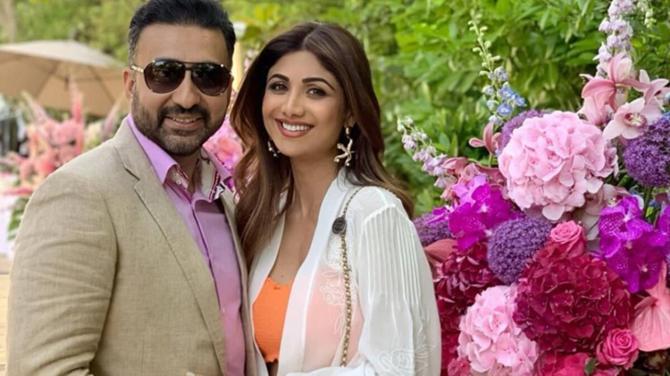 Bollywood Actresses Who Happily Married Divorced Men