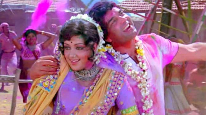Holi 2025 Special: Top 5 Romantic Bollywood Films Featured Holi