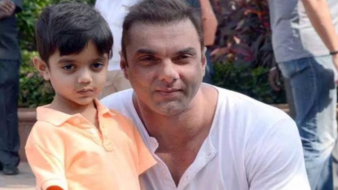 Shah Rukh Khan, Saif Ali Khan, And More Bollywood Celebrities Who Embraced Late-Life Fatherhood