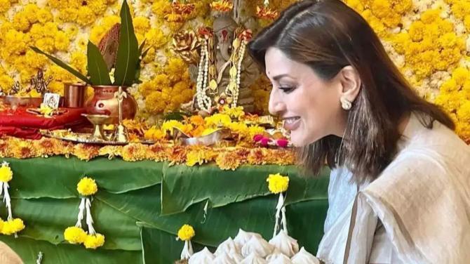 Ganesh Chaturthi 2022: Bollywood Celebrities Who Welcomed Home Bappa In Style