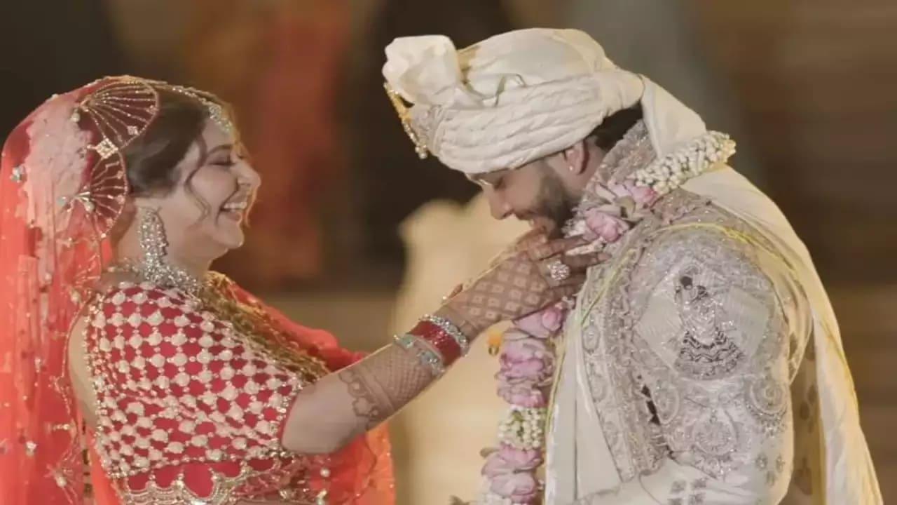 Devon Ke Dev Mahadev Fame Sonarika Bhadoria And Vikas Parashar Get Married, See Pics