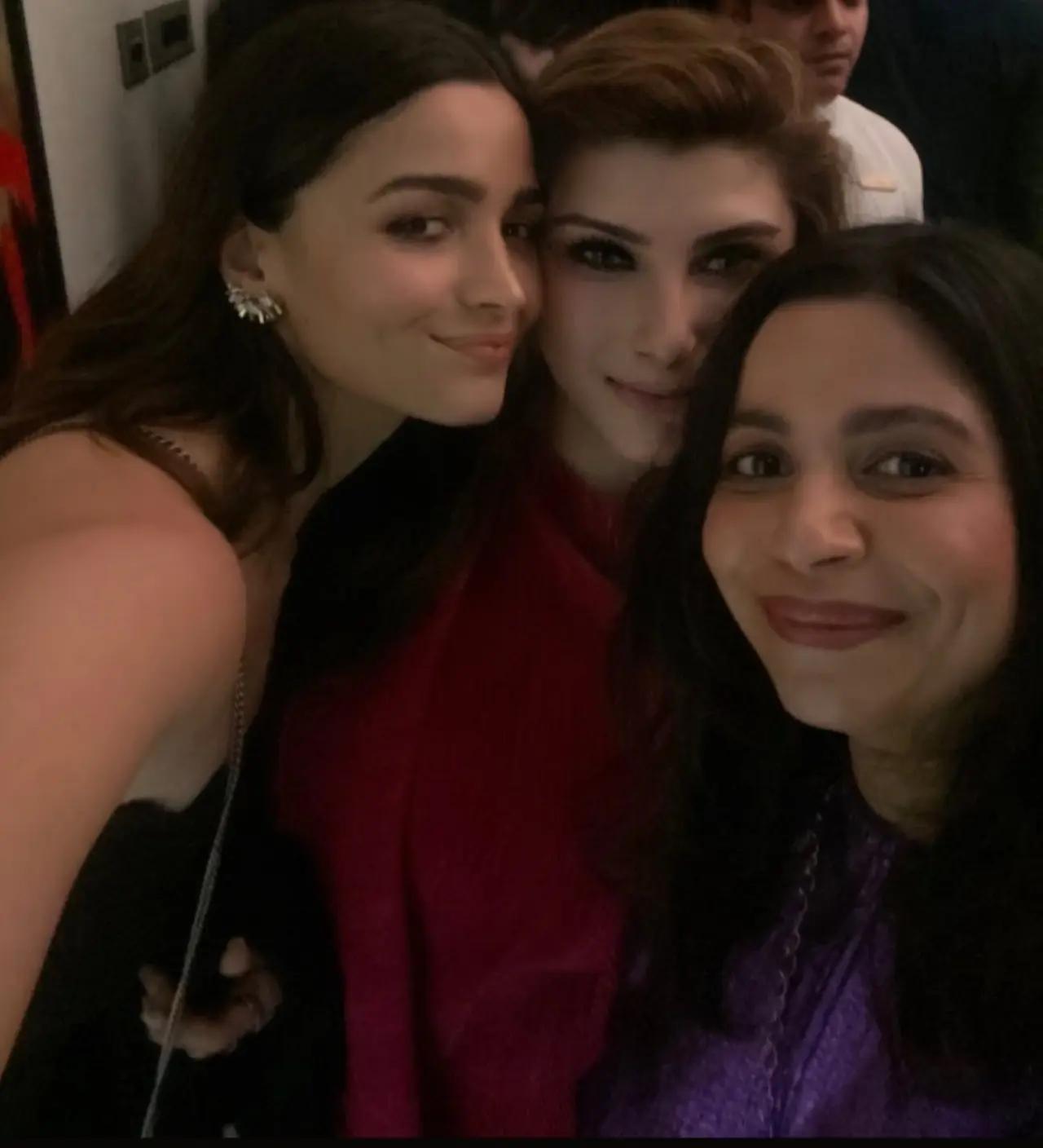 Alia Bhatt was accompanied by her sister Shaheen Bhatt for the party