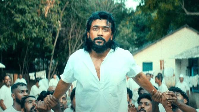 Kannadi Poove