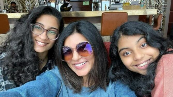 Mother`s Day 2025: 7 Single Moms In Bollywood Who Inspire Us