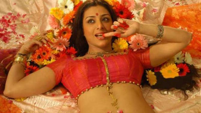 Alia Bhatt In Gangubai To Kareena Kapoor In Chameli, 5 Actresses Who Played And Aced The Role Of A Sex Worker