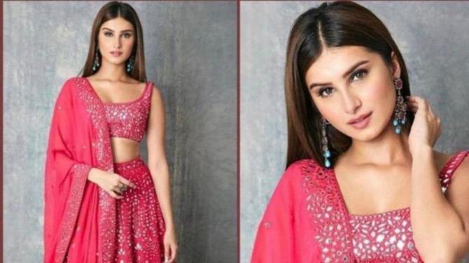 Look-book Of Tara Sutaria